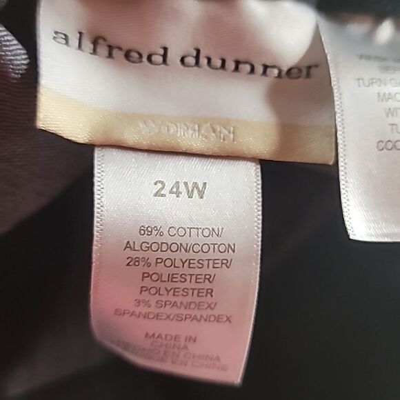 Alfred Dunner Women's Allure Slimming Plus Size Stretch Pants Size 24W - Picture 6 of 6